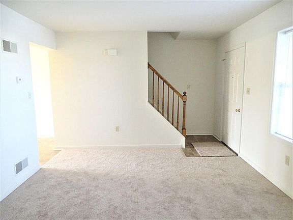 Foyer & Living Room