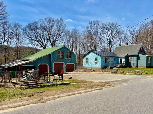 97 Middle Avenue, Mexico, ME 04257
