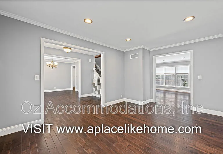10508 Reeder St — Photo 6