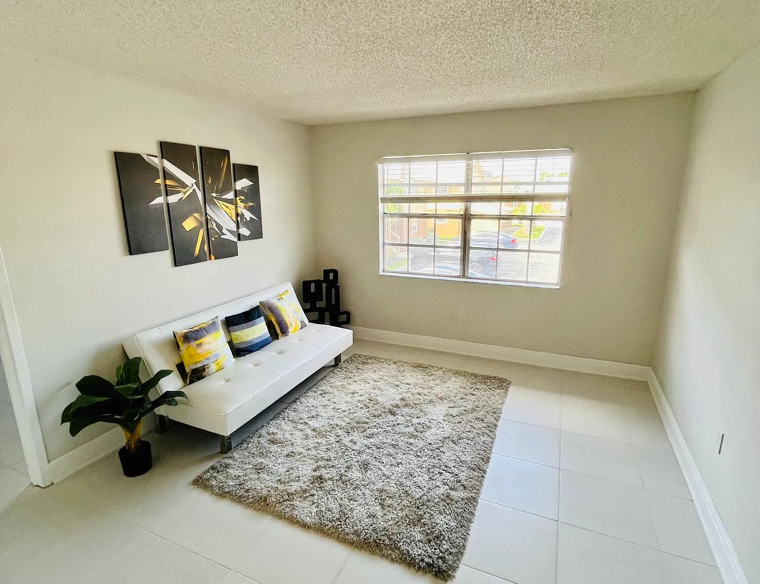1 bed, 1.0 bath, 544 sqft, $1,225 — Photo 2