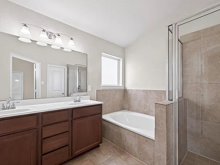 5703 Casa Martin Dr — Photo 18