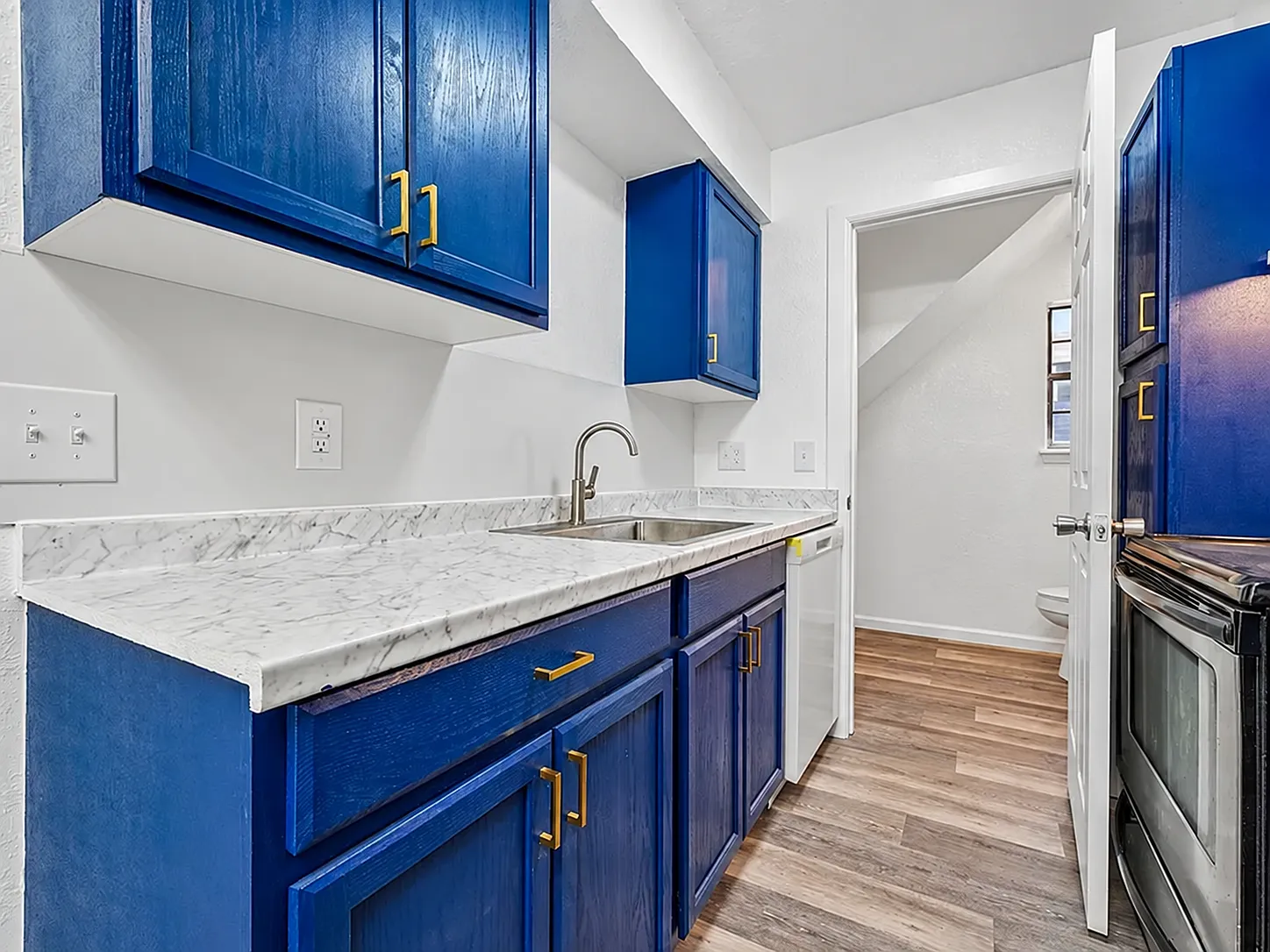 College Park Townhouses — Photo 4