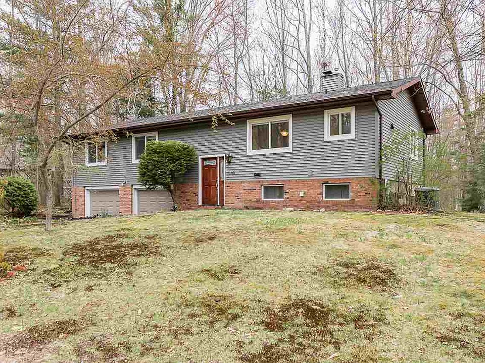 1st image of 105 E Youngs Ct