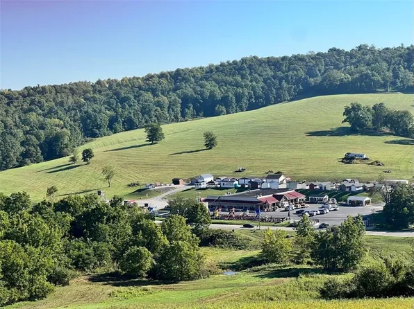 16 Petricca Dr, Burgettstown, PA 15021