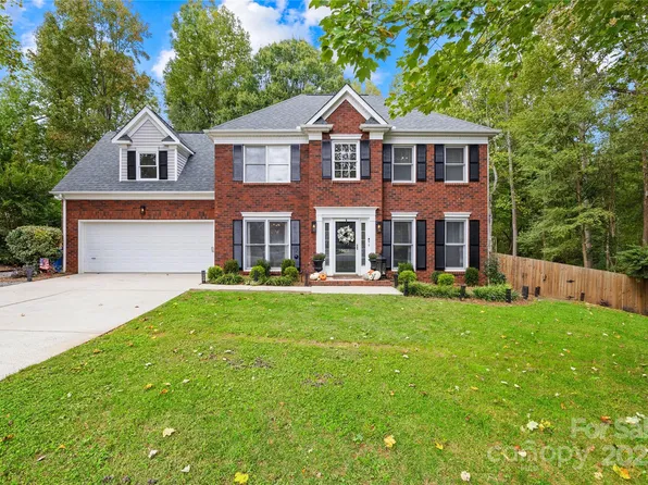 1401 Pine Needle Ln, Mooresville, NC 28115