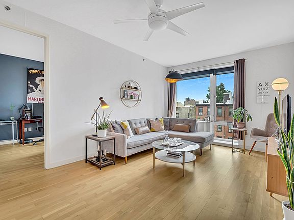 5th image of 545 Washington Ave APT 510