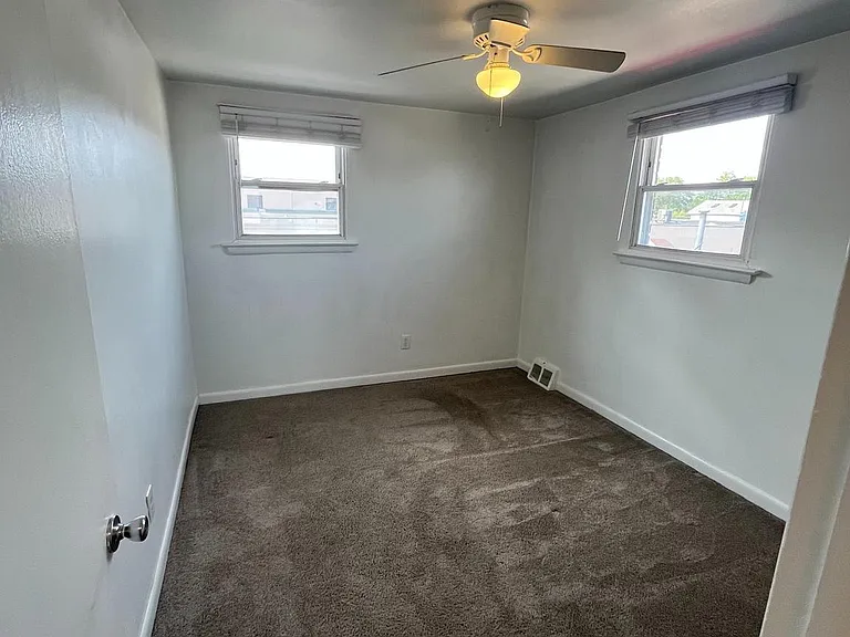 168 N Bonsall Ave — Photo 13