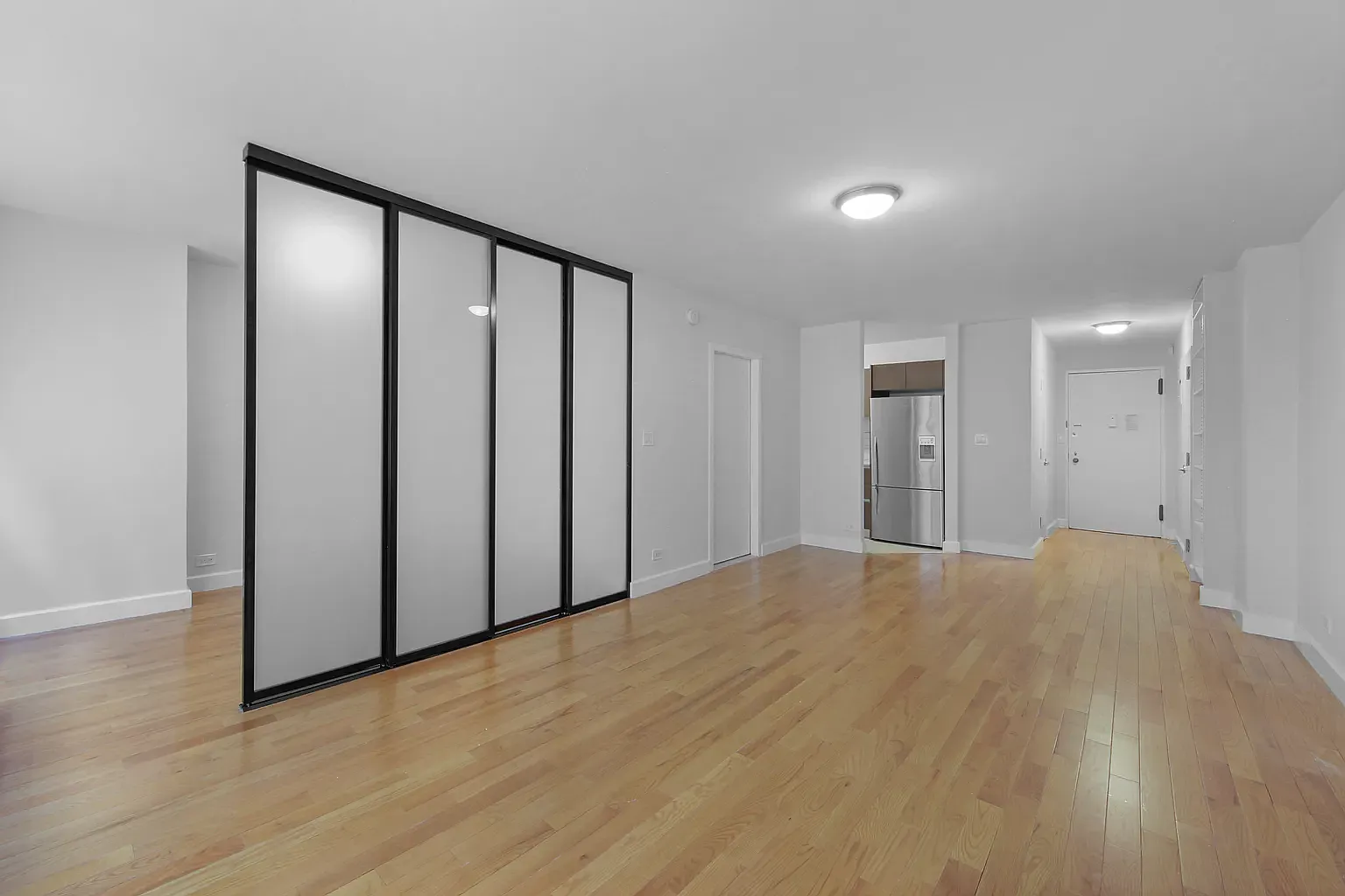 210 W 89th St — Photo 3