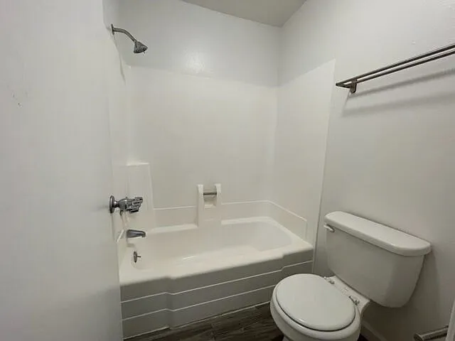 1029 S Wilson St — Photo 23
