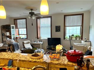 92 3rd Pl APT 2, Brooklyn, NY 11231