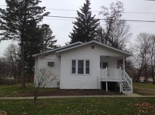 12 Maple St, Bangor, MI 49013