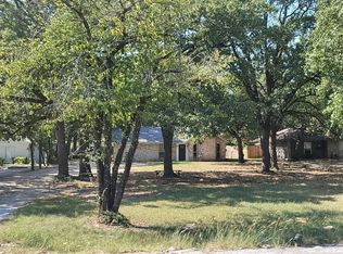 3529 Hickory Tree Rd, Balch Springs, TX 75180