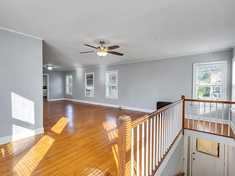 5019 Avenue M 1/2 — Photo 26