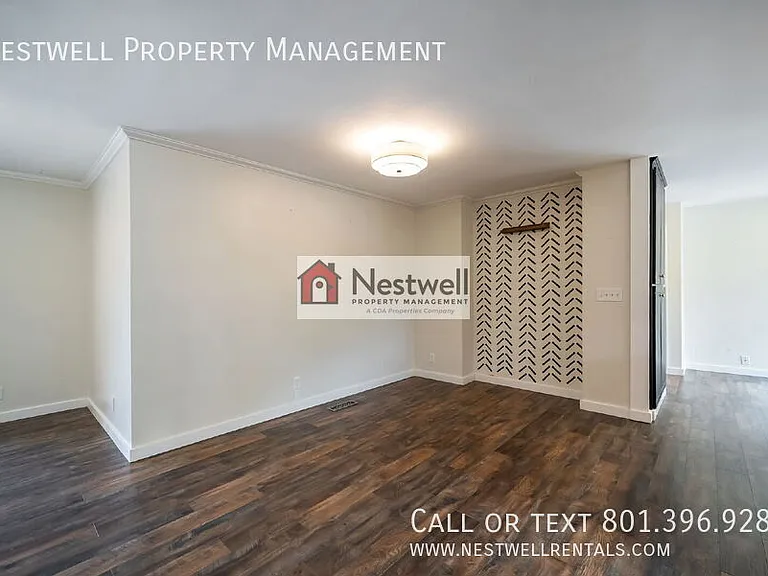 659 W Halifax Ct — Photo 7