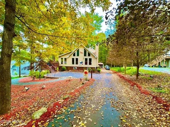 1014 Beaver Lake Dr, Lake Ariel, PA 18436
