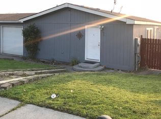 38 Fillmore St, Umatilla, OR 97882