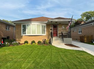 8031 N Ozanam Ave, Niles, IL 60714