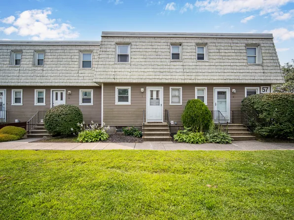57 Meetinghouse Village #7, Meriden, CT 06450