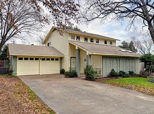 1105 Boston Blvd, Bedford, TX 76022