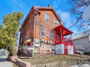 24 Decatur St #112, Burlington, VT 05401