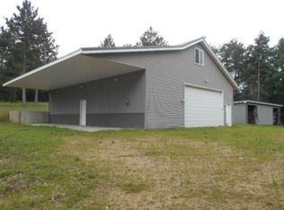 10224 Fountain Lake Ave, Almond, WI 54909