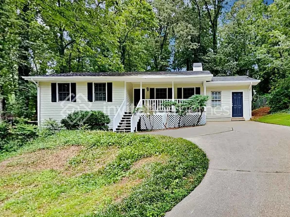 1650 Lakeview Pl, Gainesville, GA 30501