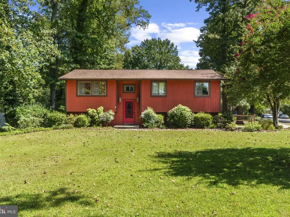 60 Dividing Creek Ct, Arnold, MD 21012