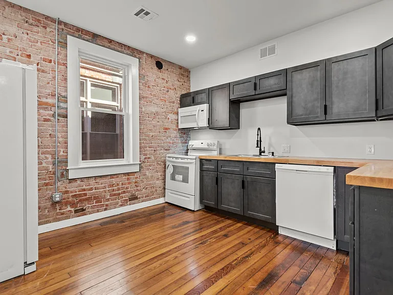 309 S Dewey Ave #F — Photo 4