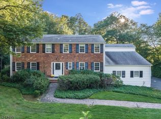 8 Princeton Rd, Livingston, NJ 07039