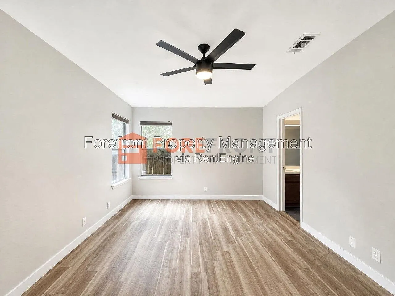 3 bed, 2.0 bath, $1,800 — Photo 4