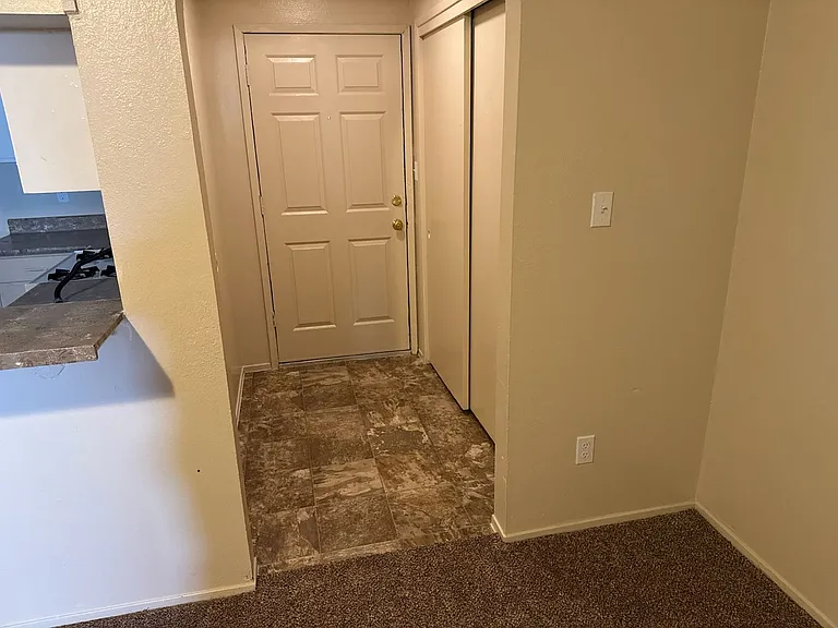 1301-1309 Ensenada Dr — Photo 2