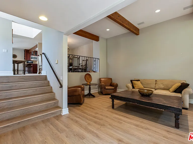 1541 Palisades Dr — Photo 14