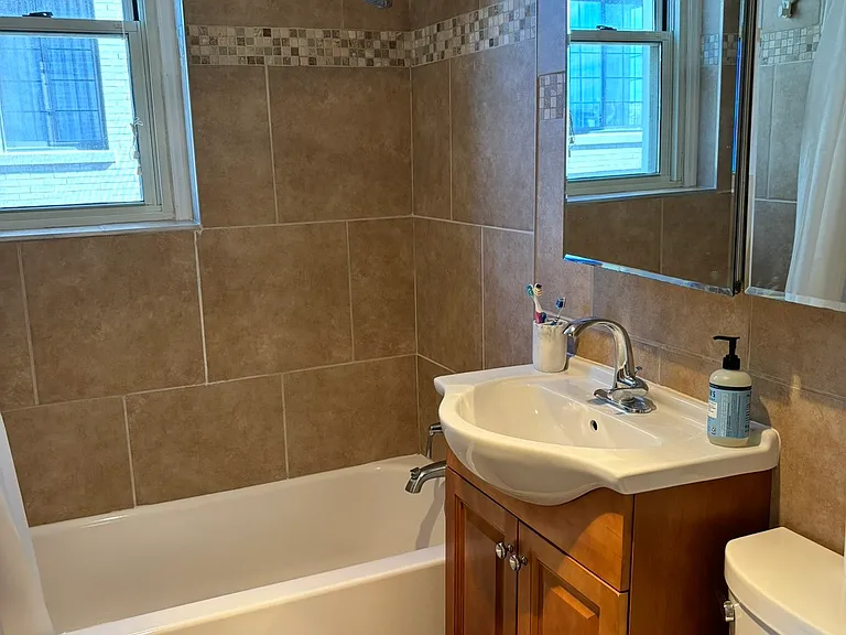 1725 New Hampshire Ave NW #601 — Photo 11
