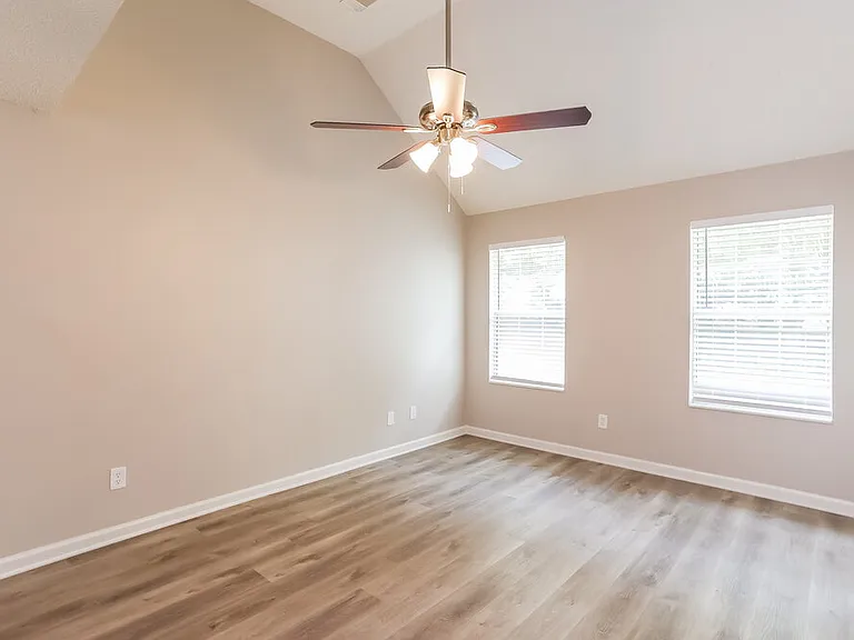 4509 Ravenwood Pl — Photo 12