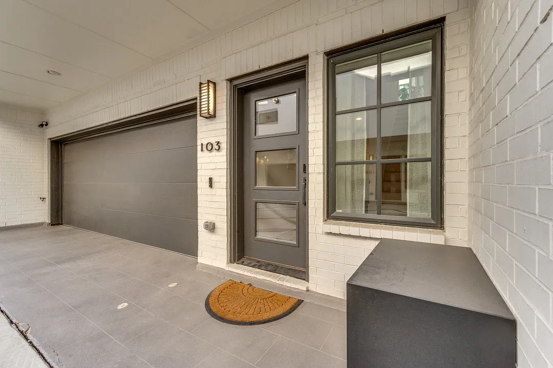 2 bed, 1919 sqft, $8,000 — Photo 2
