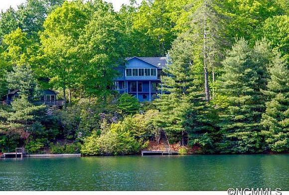 Rear Elevation Lake Side