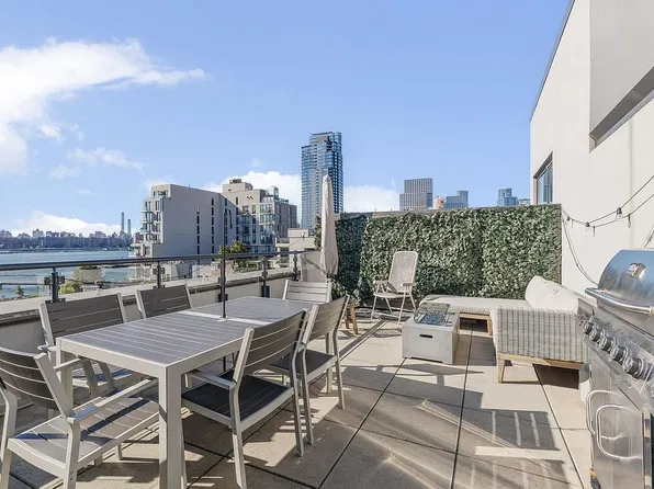 50 Greenpoint Ave Unit Phb, Brooklyn, NY 11222