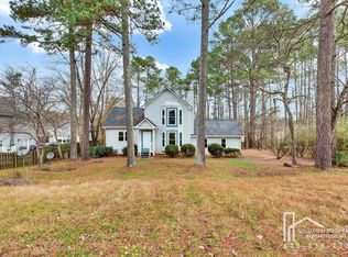 5674 N Shores Way NW, Acworth, GA 30101