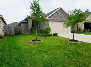 108 Shadow Leaf Trl, Willis, TX 77378