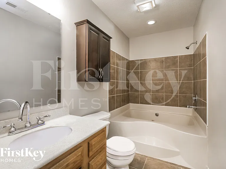 506 Himebaugh Ct — Photo 12