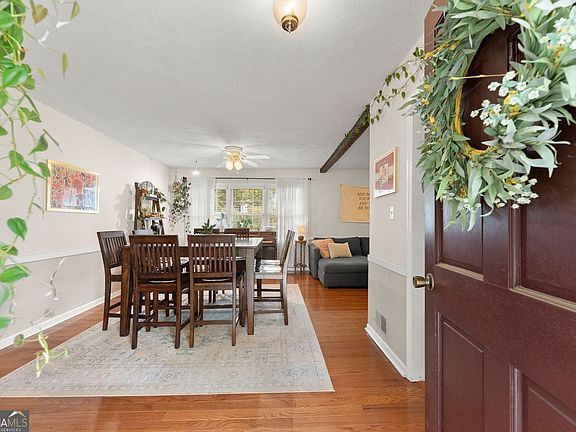 4th image of 3670 Whiting Rd