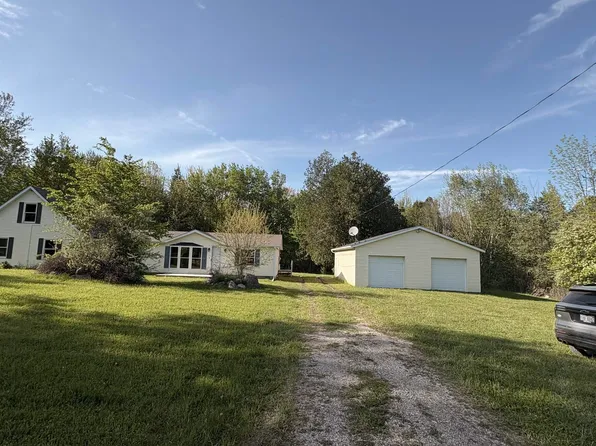 6555 E Cranberry Lake Rd, Harrison, MI 48625