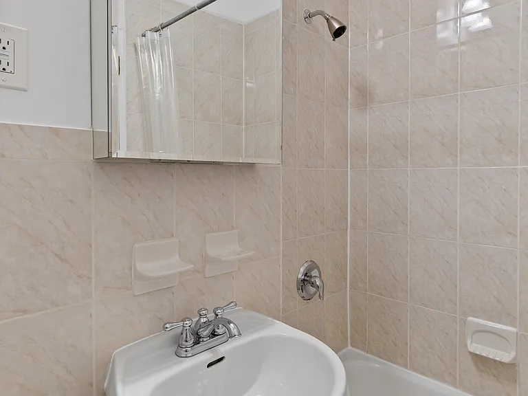 534 E 88th St #3B — Photo 8