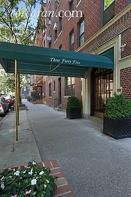 Sold by Corcoran | media 3