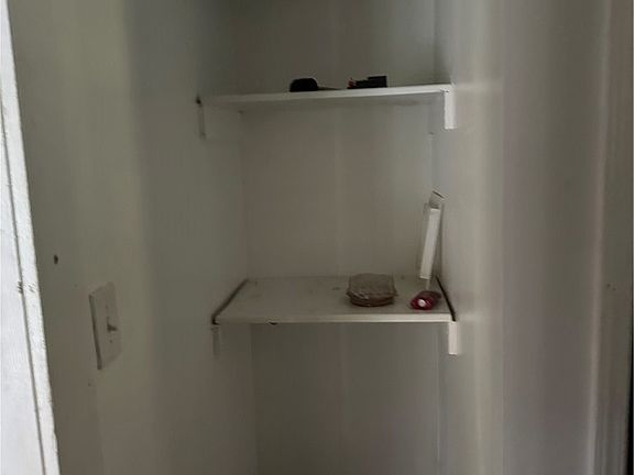 5th image of 1264 Alliance Rd