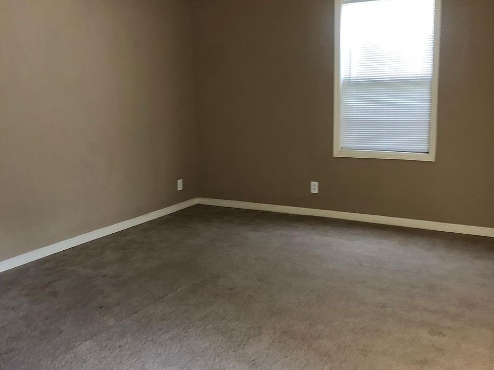 2nd image of 20 Allweather St