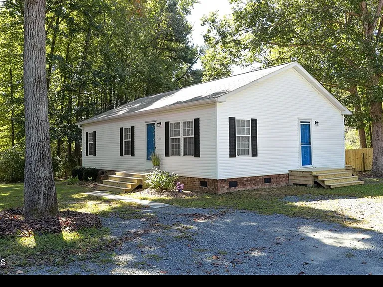 7731 Rogers Rd — Photo 10