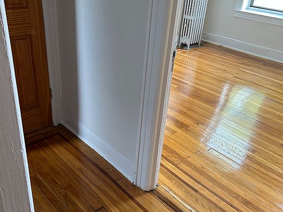 4th image of 10226 86th Ave APT C3