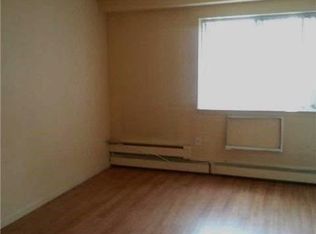 13711 32nd Ave APT 2N, Flushing, NY 11354