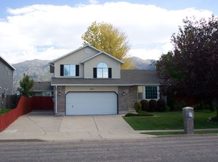 571 S 900 E, Layton, UT 84041